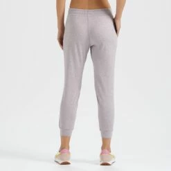 Vuori Womens Pants Performance Jogger -clothing shop VW303HCA 3 800x 455ec69a f281 43c9 9bbe b70b795fa8c2