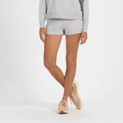 Vuori Womens Short Halo Performance -clothing shop VW339PHG 1 2048x 696d9d3f b896 4fbd b16f f66f280cc2e5