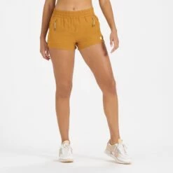 Vuori Womens Shorts Dash -clothing shop VW367DGL 1 2048x 9b07af4e 76cc 4488 9cfc 8f4ad73d28c3