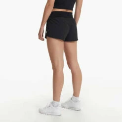 Vuori Womens Shorts Seabreeze -clothing shop VW370BLK SP23 W ECOMM SHORTS 384