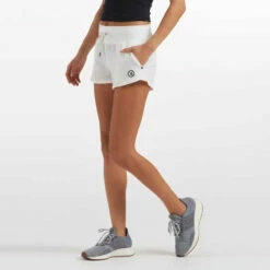 Vuori Womens Shorts Seabreeze -clothing shop VW370WHT 3690 1200x crop center 662c2e87 083d 48d9 b194 eaab98f13b49