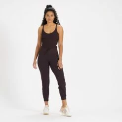 Vuori Womens Pants Daily Jogger -clothing shop VW418DCH 4 2048x 8b915e80 3a50 4da1 9fb4 8ede911545e0
