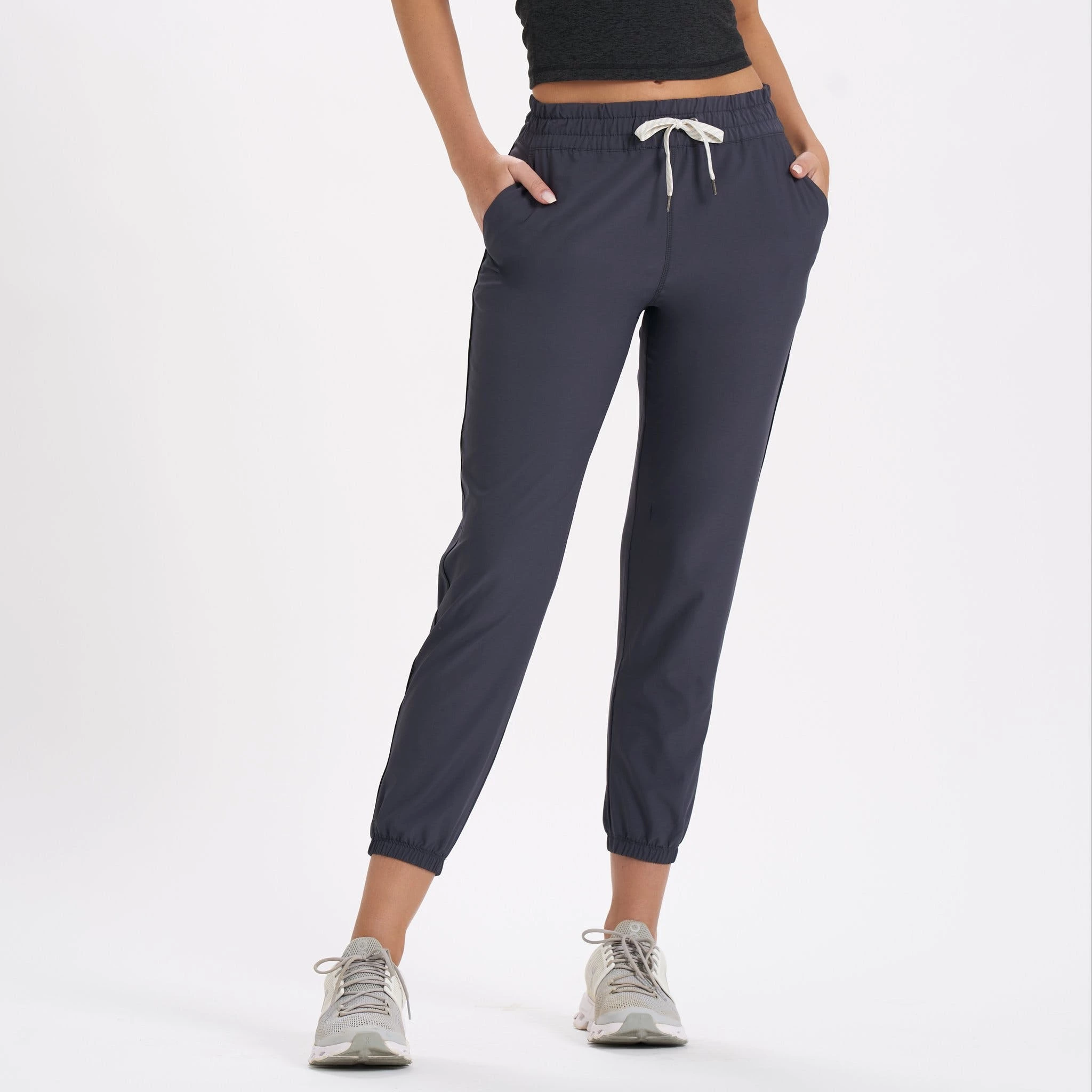 Vuori Womens Pants Weekend Jogger 6 Vuori Womens Pants Weekend Jogger - Image 4