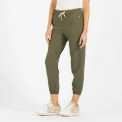 Vuori Womens Pants Weekend Jogger 37 Vuori Womens Pants Weekend Jogger -clothing shop VW422ORE 3 1200x crop center jpg