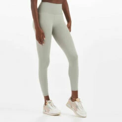Vuori Womens Pants Rib Studio Legging -clothing shop VW428EUC 02079 1200x crop center 70c90496 7b68 4af3 9472 943784e8c587