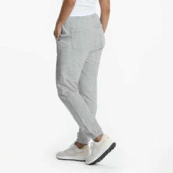 Vuori Womens Pants Laguna Lounge Pant 2.0 -clothing shop VW437LHG 1795 RETOUCH 1200x crop