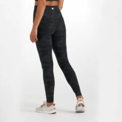 Vuori Womens Pants Clean Elevation Legging -clothing shop VW444 LBCM 3 2048x 51e4bb62 96e4 4d66 8f4a 21c2192fe3b2