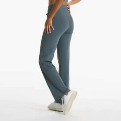 Vuori Womens Pants Daily Wideleg -clothing shop VW489STN SP23 W ECOMM PANTS BOTT 3