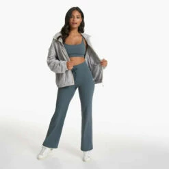 Vuori Womens Pants Daily Wideleg -clothing shop VW489STN SP23 W ECOMM PANTS BOTT 4