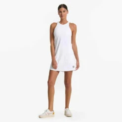 Vuori Womens Dress Volley -clothing shop VW604WHT SP22 W ECOMM FULL 8555