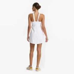 Vuori Womens Dress Volley -clothing shop VW604WHT SP22 W ECOMM FULL 8584