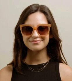 RAEN Optics Vine -clothing shop Vine Papaya Sam A 1420x1600 1