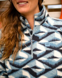 Billabong Womens Sweatshirt A/Div Boundary Mock 3 Half-Zip Pullover -clothing shop abjft00287 billabong l bkf0 frt2