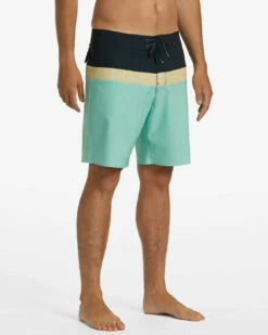Billabong Mens Boardshorts Momentum Pro Performance 19" -clothing shop abybs00391 billabong w aqu sd2