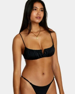 RVCA Womens Bikini Top Solid Shirred V-Wire Bralette -clothing shop avjx300443 rvca w blk dtl1