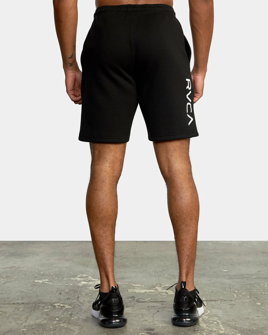 RVCA Mens Shorts Sport Elastic IV 19" 18 RVCA Mens Shorts Sport Elastic IV 19" - Image 16