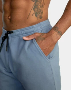 RVCA Mens Shorts Sport Elastic IV 19" 26 RVCA Mens Shorts Sport Elastic IV 19" -clothing shop avyws00135 rvca w blt sd4