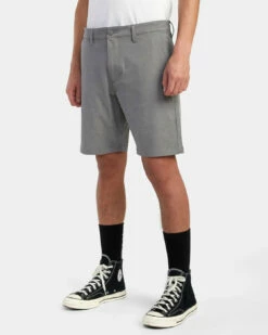 RVCA Mens Shorts Back In Hybrid 19" 29 RVCA Mens Shorts Back In Hybrid 19" -clothing shop avyws00286 rvca w ahr sd1