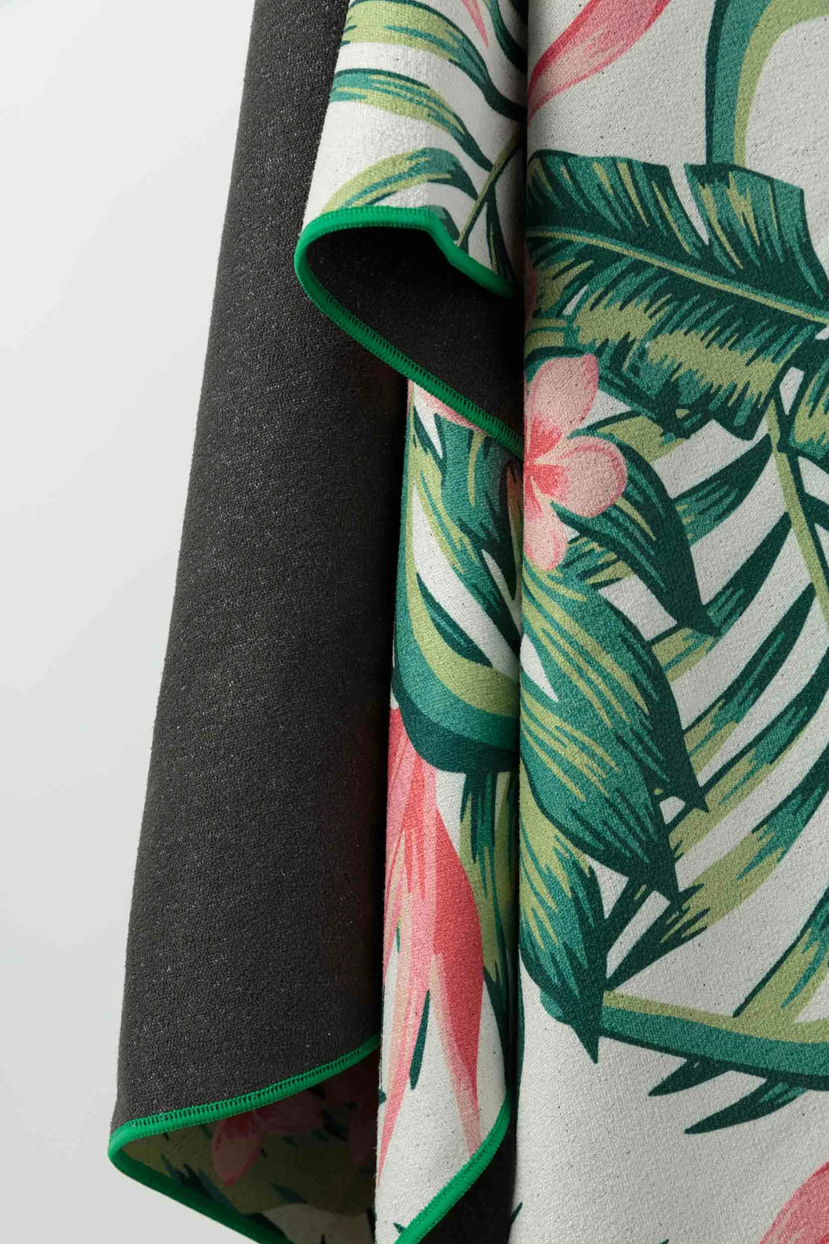 Nomadix Towel Palms Pink 4 Nomadix Towel Palms Pink - Image 2