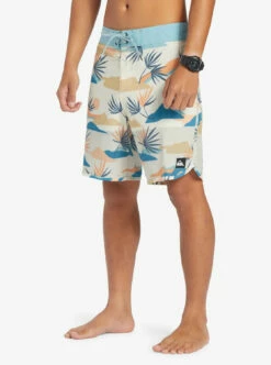 Quiksilver Mens Boardshorts Highlite Scallop 19" -clothing shop eqybs04761 quiksilver w wdw7 frt 2
