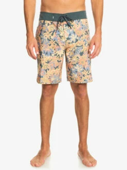 Quiksilver Mens Boardshorts Surfsilk Scallop 19" -clothing shop eqybs04771 quiksilver w krd6 frt