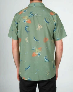 Salty Crew Mens Woven Ernesto Perforated Tech -clothing shop ern vm back 750x bdb1846b 31c5 4316 afc1 cf35bf7996af