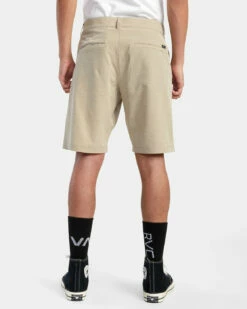 RVCA Mens Shorts Balance Hybrid 25 RVCA Mens Shorts Balance Hybrid -clothing shop m2031rbh rvca w kha bck1