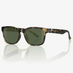 Madson Mens Sunglasses Ezra -clothing shop madson ezra 5745 G15PolarizedSqu