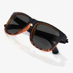 Madson Sunglasses Vincent -clothing shop madson vincent black tortoisefade foldsquare 600x 2x 6cb86734 19da 458b a6b0 31ddc2c42fb1