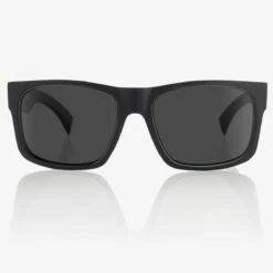 Madson Sunglasses Camino -clothing shop madson camino black front square 600x 2x d2ff2fff d578 4267 a986 1ae53cc16d0f