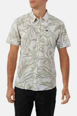 Oneill Mens Woven Trvlr Upf Traverse 19 Oneill Mens Woven Trvlr Upf Traverse -clothing shop trvlrupftraversessstandard SP310
