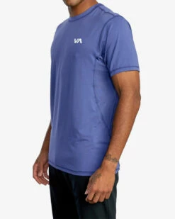 RVCA Mens Shirt Sport Performance Tee -clothing shop v9021rsv rvca w pqm0 sd1